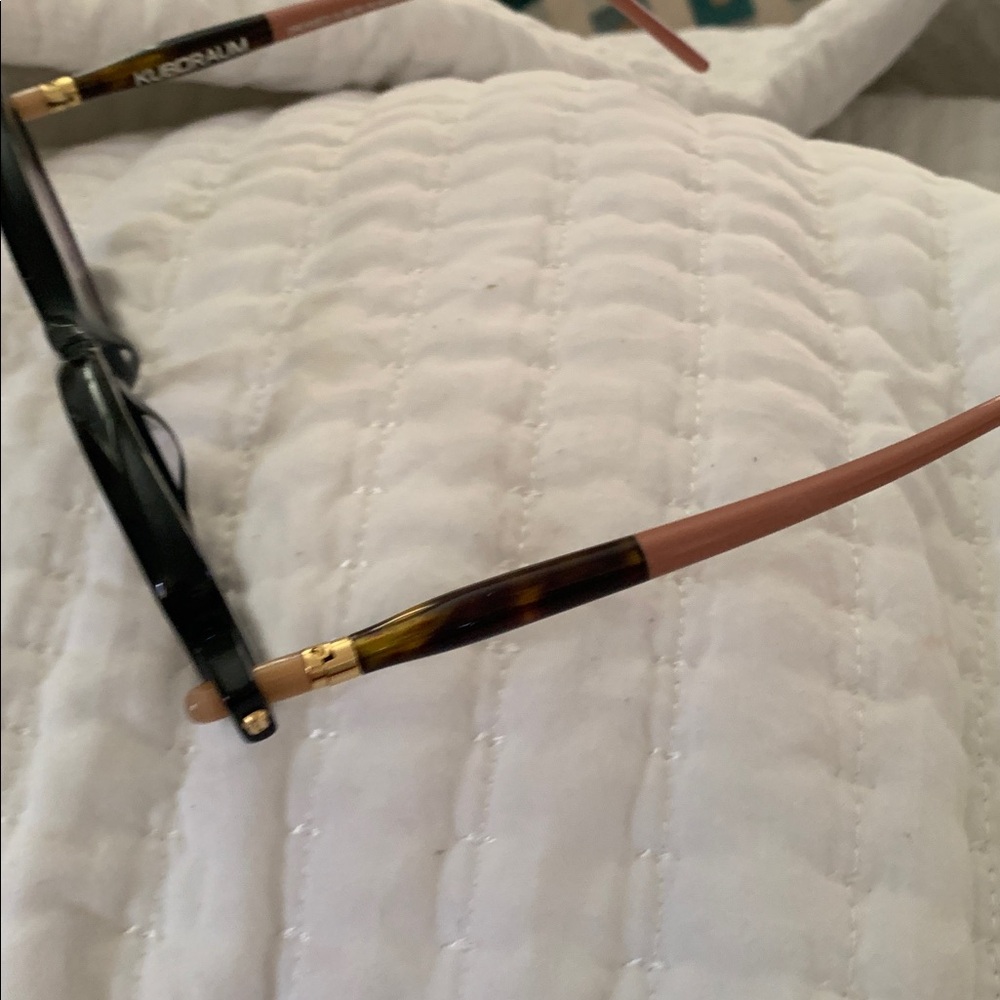 Black and Brown Women's Glasses